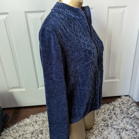 Super soft chenille zip up - Picture 3 of 7
